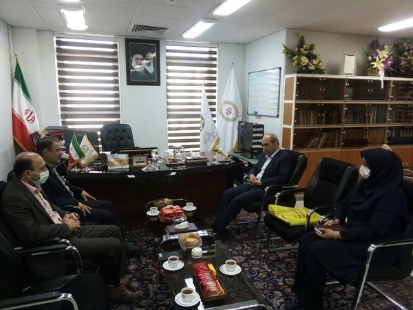دیدار مدیر حج وزیارت استان با مدیر امور شعب بانک ملی ایران در سمنان